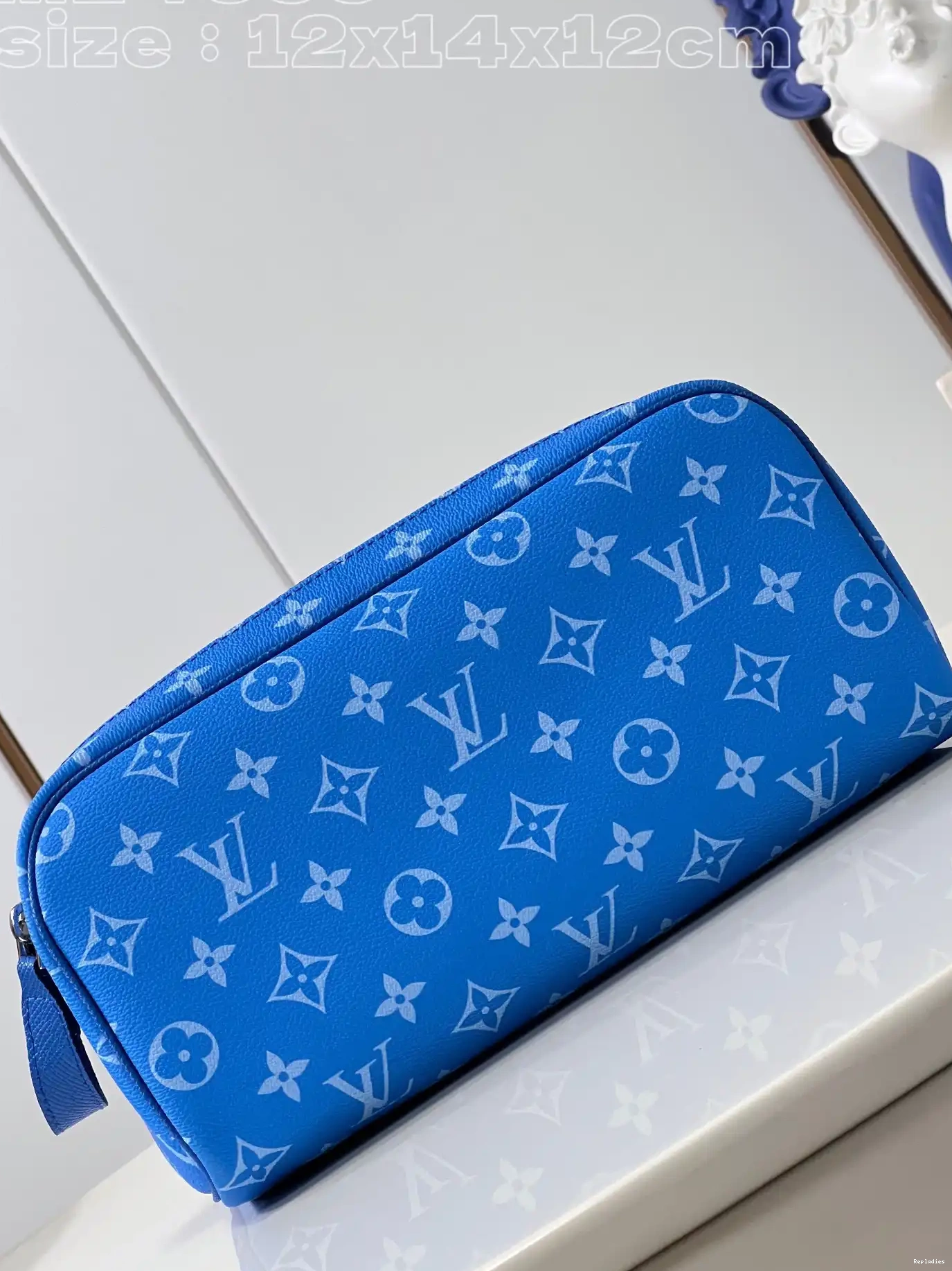 -28*15*16.5CM VUITTON KIT LOUIS DOPP 0704